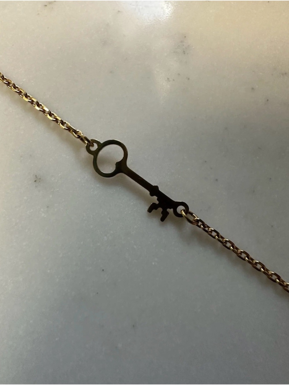 Marina De Buchi MDB Key Dainty Charm Bracelet GoldAdjustable Lobster 8"